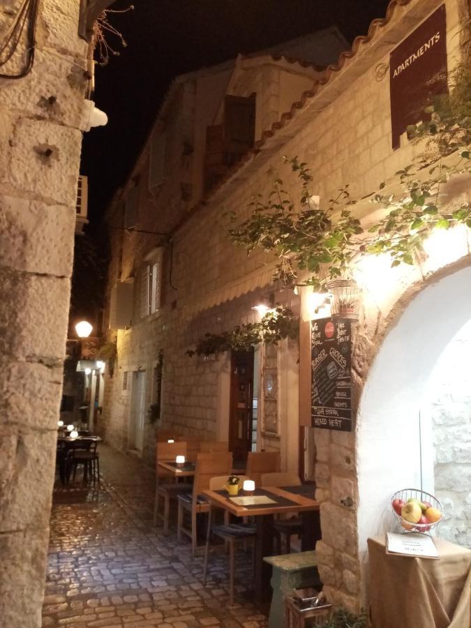 Apartments & Rooms Trogir Stars Free Parking Exterior foto