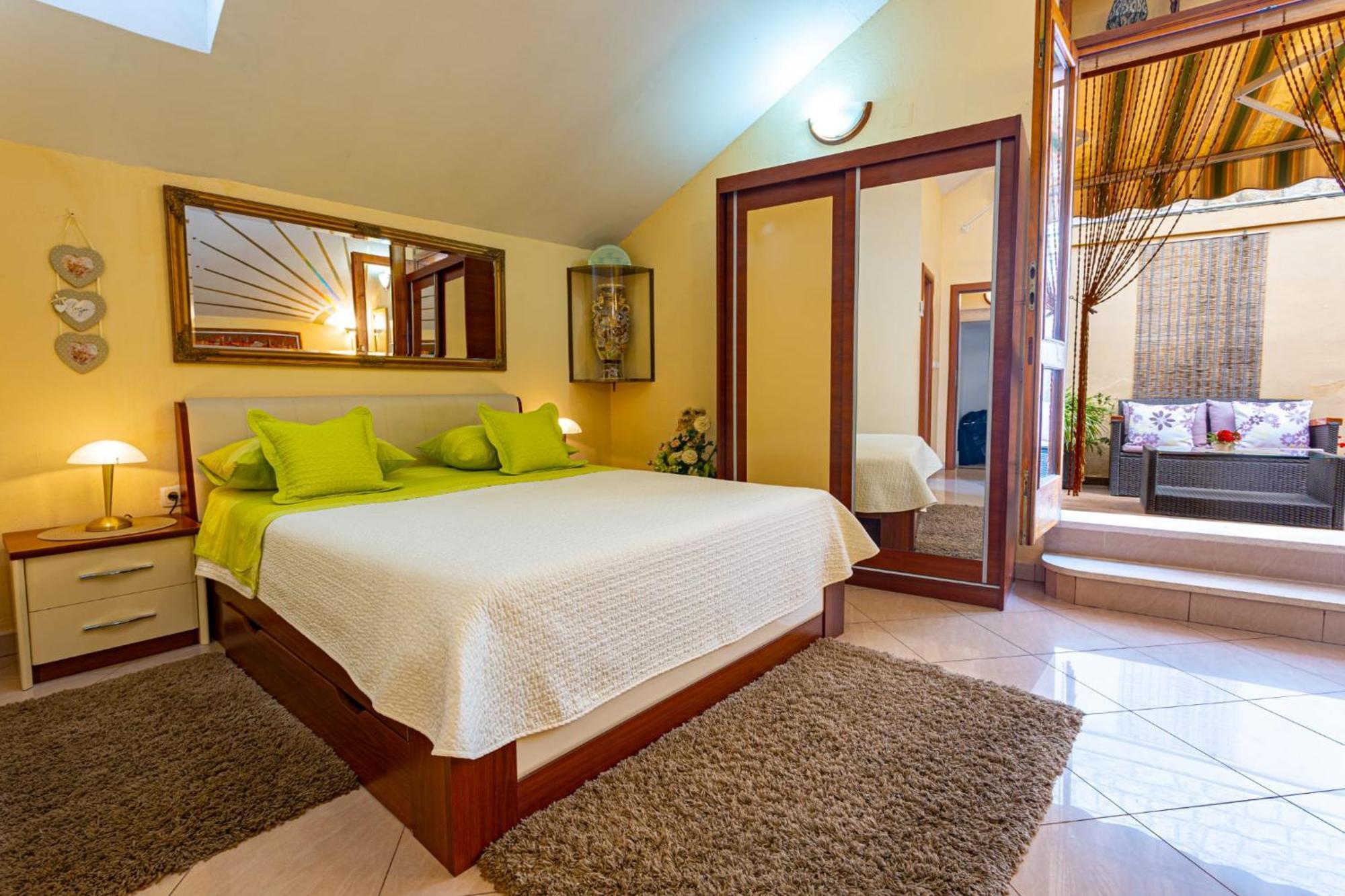 Apartments & Rooms Trogir Stars Free Parking Exterior foto