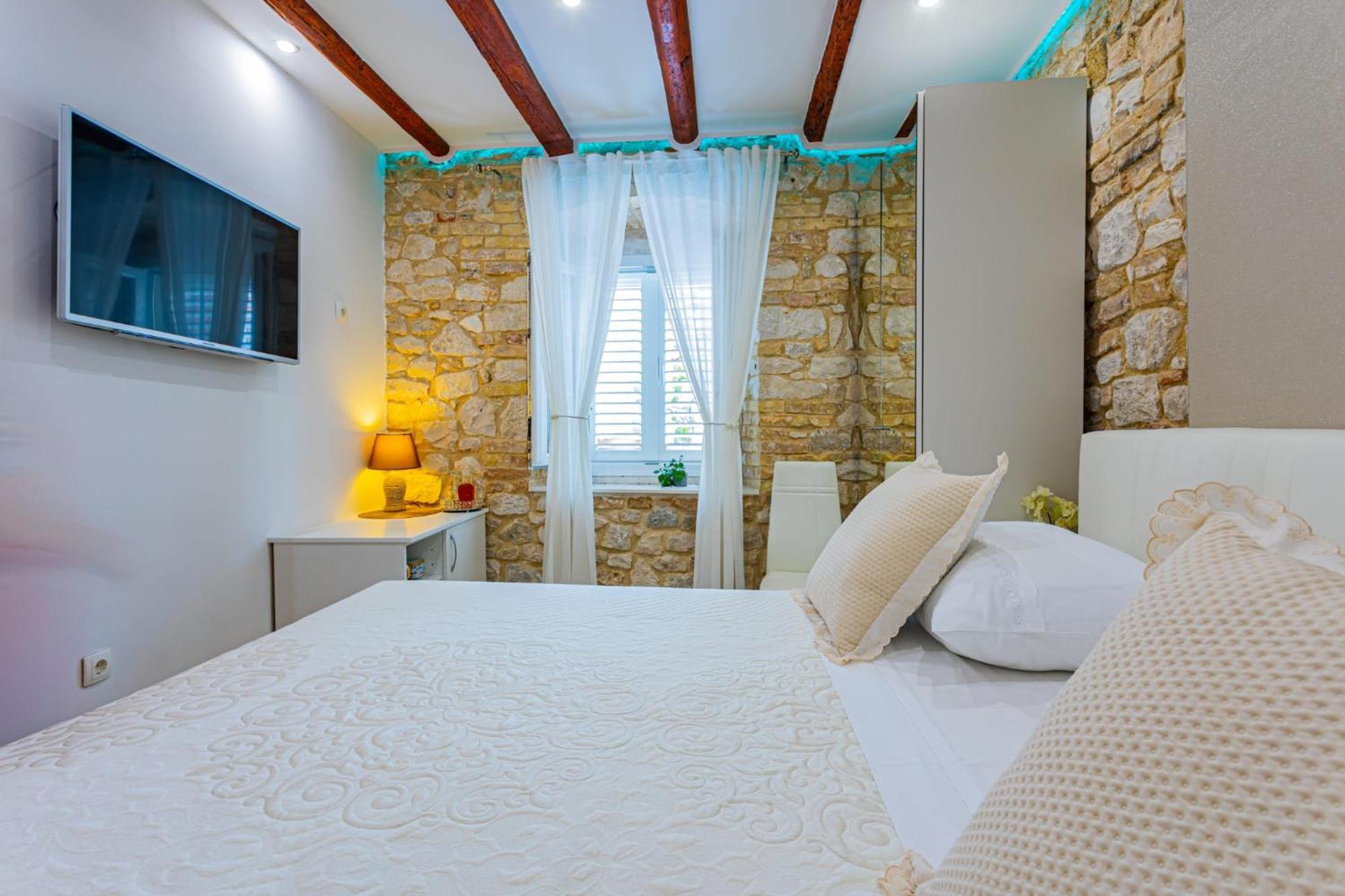 Apartments & Rooms Trogir Stars Free Parking Exterior foto