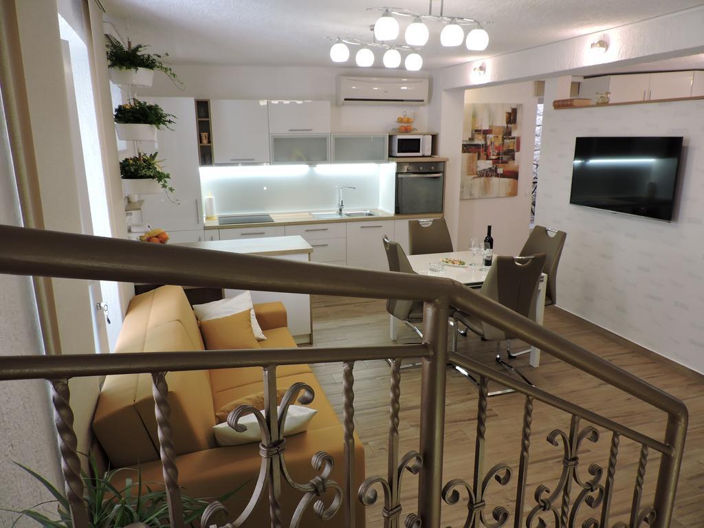 Apartments & Rooms Trogir Stars Free Parking Exterior foto
